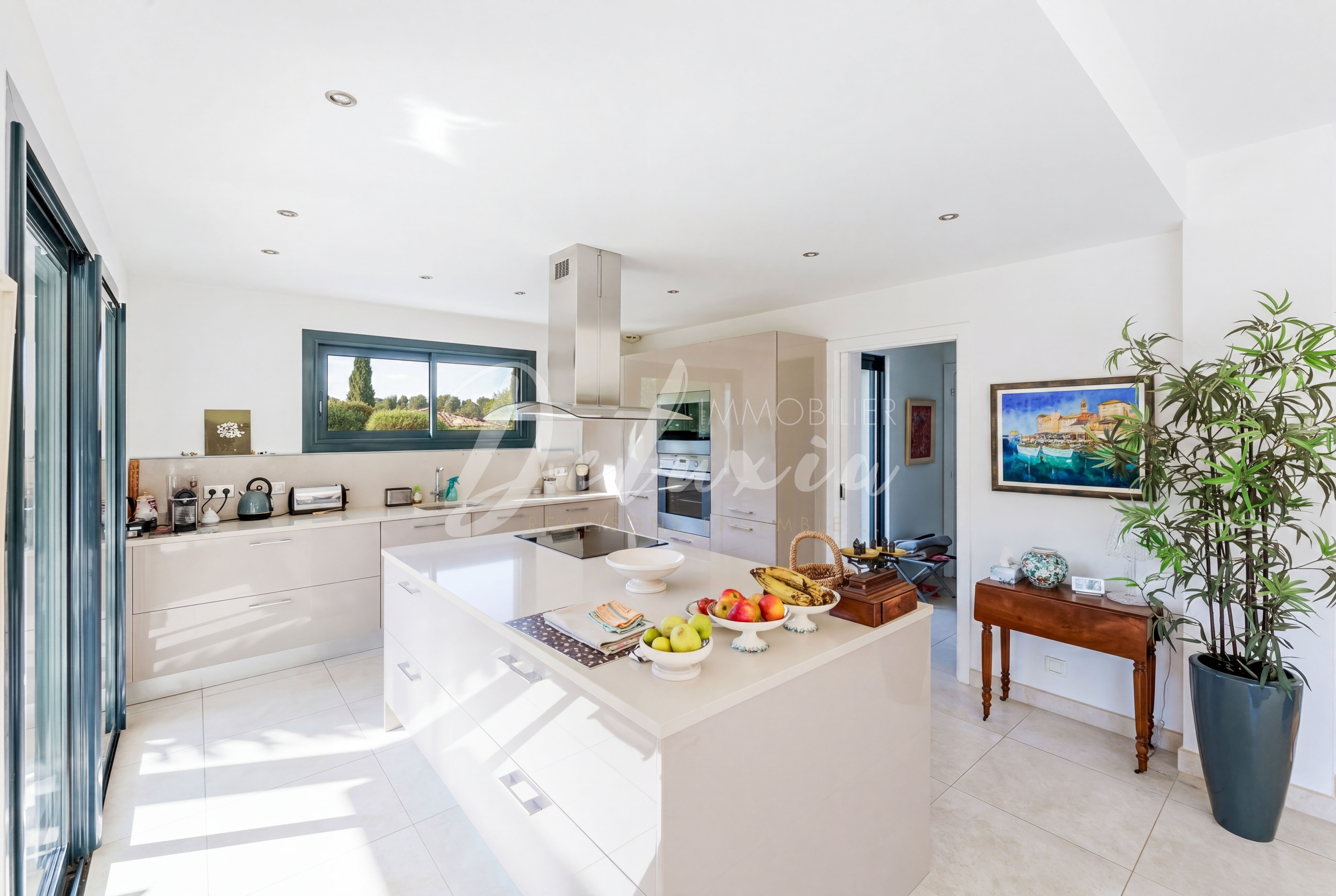 Villa contemporaine avec piscine au coeur d’un domaine recherché, Saint-Raphaël - Valescure.