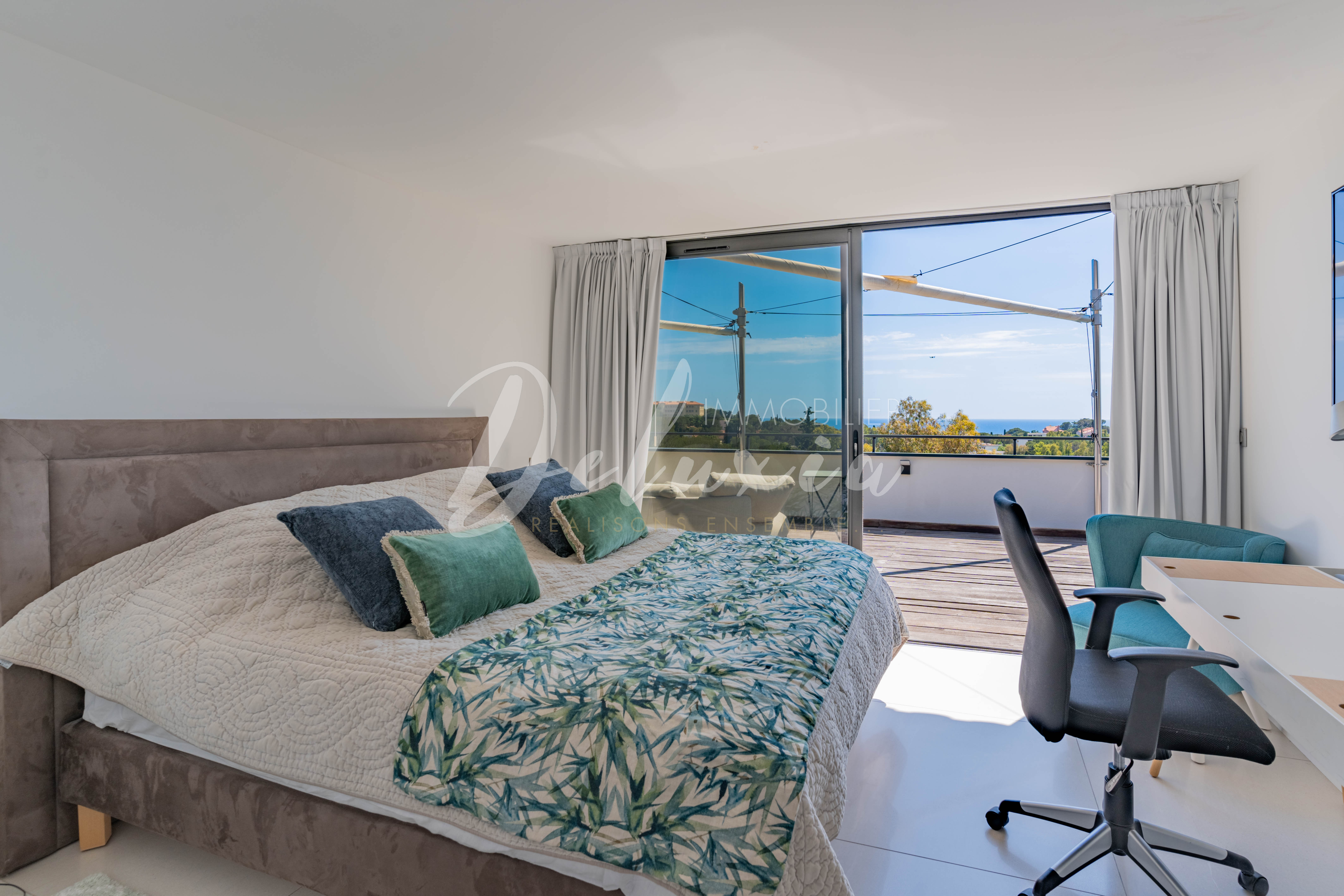 Acheter villa avec 6 chambres à Saint-Raphaël 