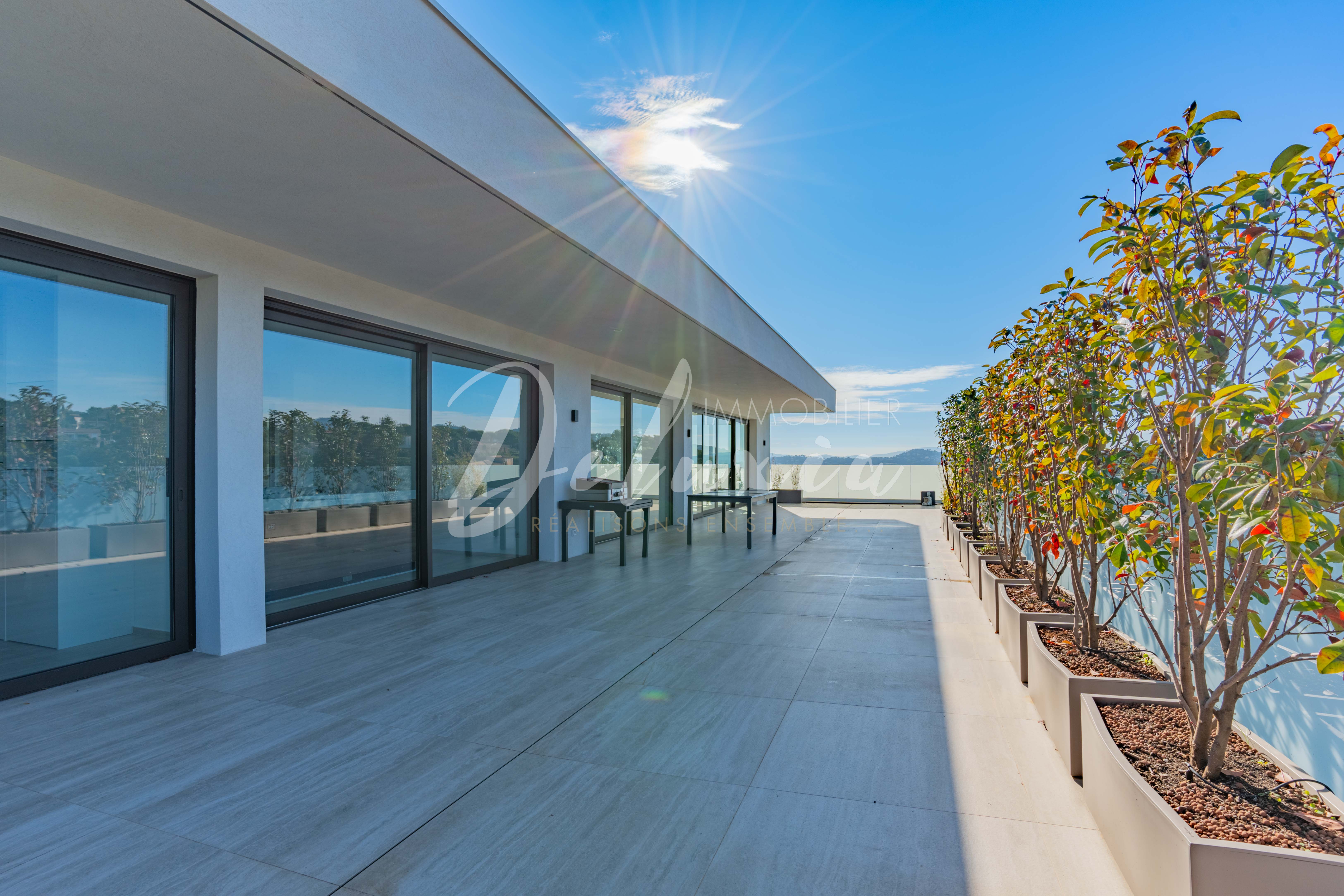 Villa à vendre avec grande terrasse, Les Issambres 