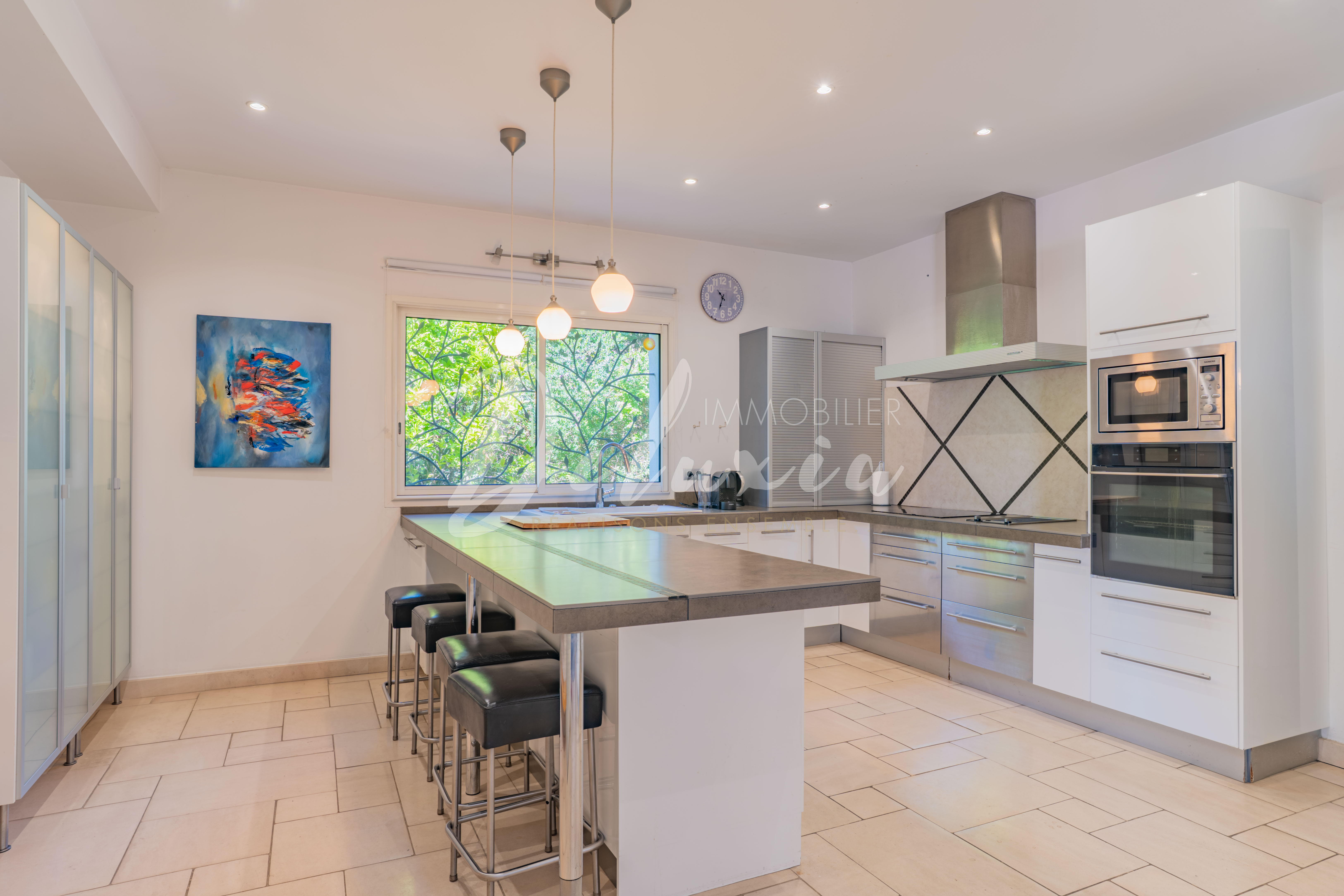 Achat villa avec grande cuisine et cellier à Sainte-Maxime