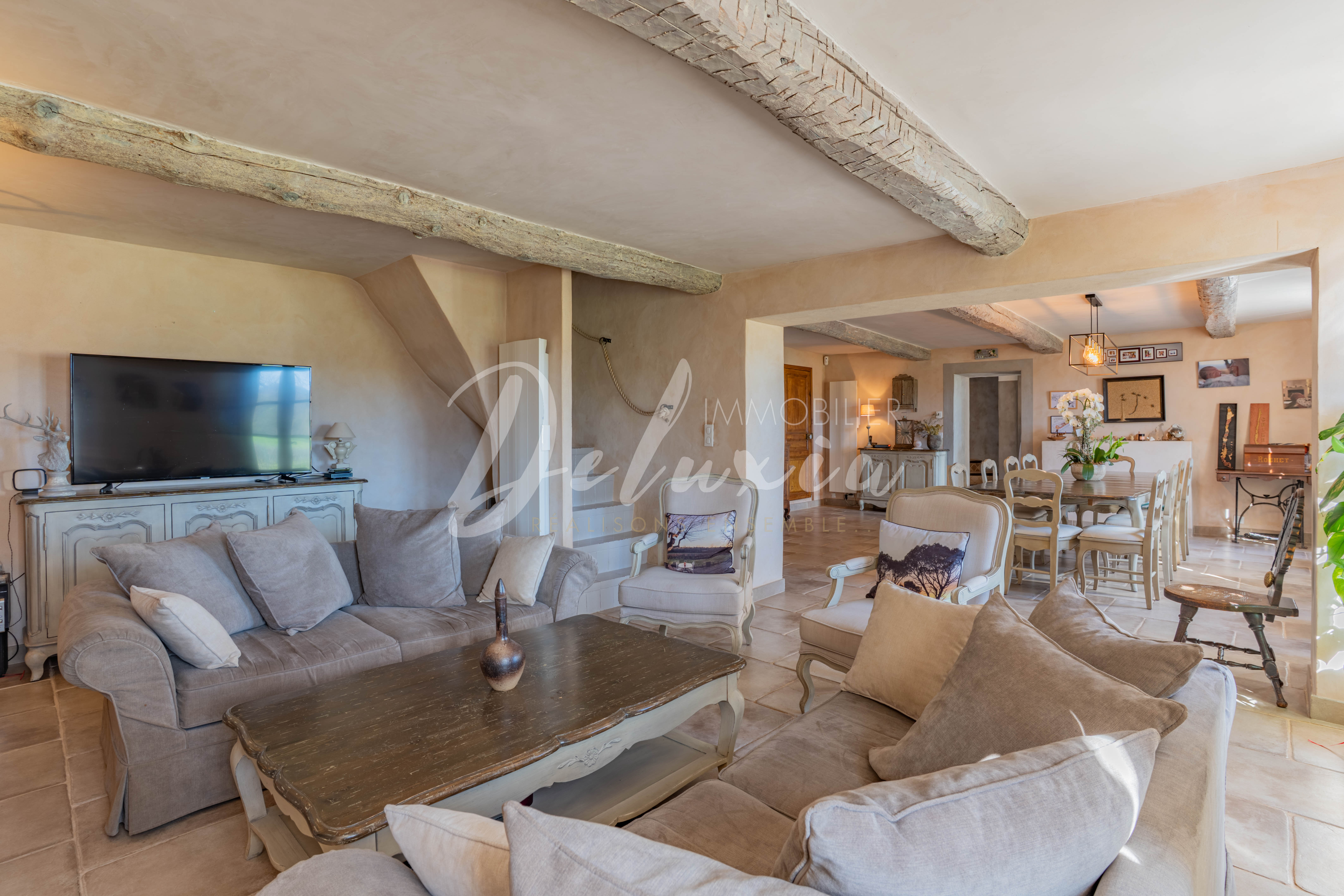 Propriété viticole AOC Côtes de Provence & IGP au coeur d'un écrin naturel, Vidauban.