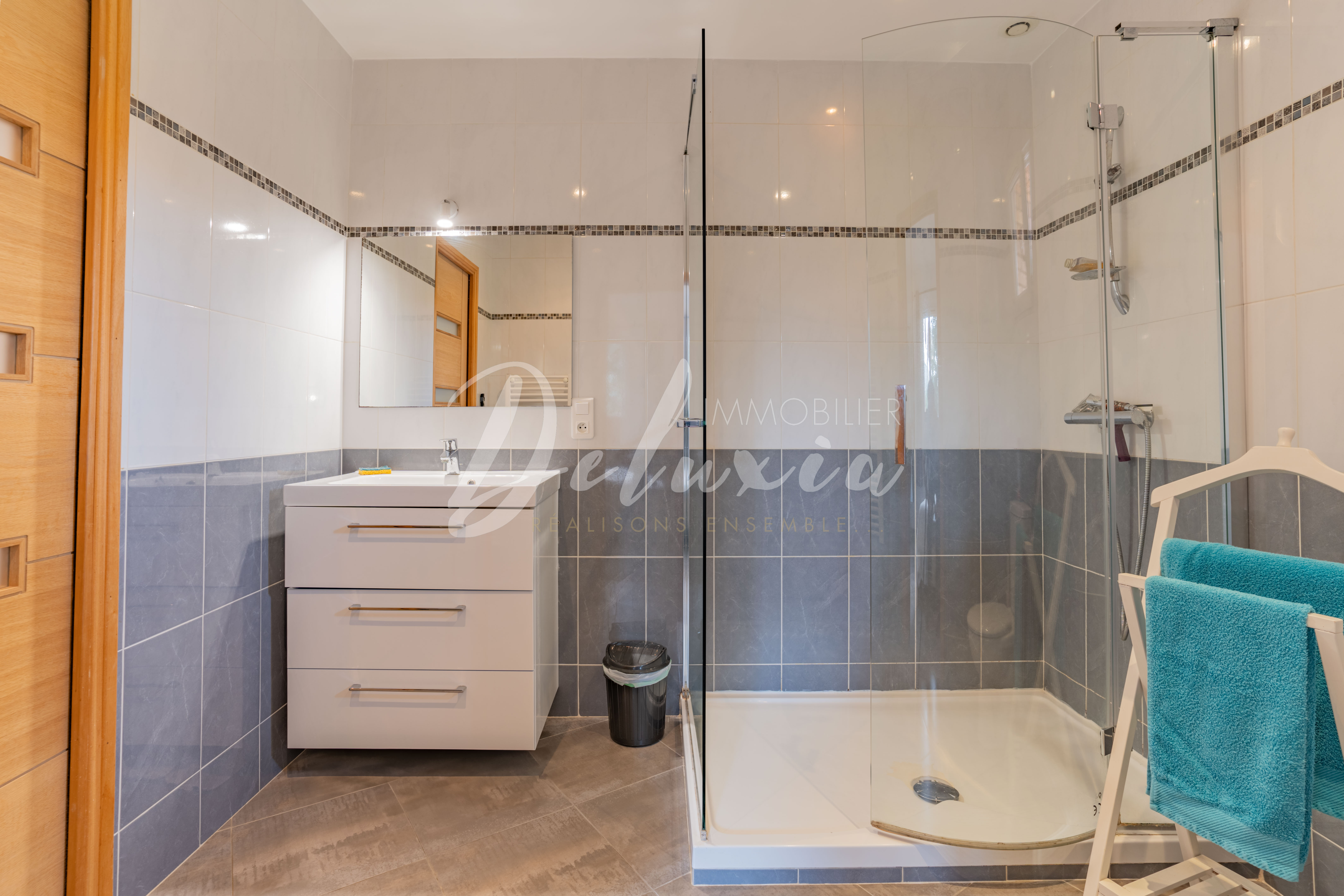 Propriété à vendre avec grande salle d'eau à Sainte-Maxime