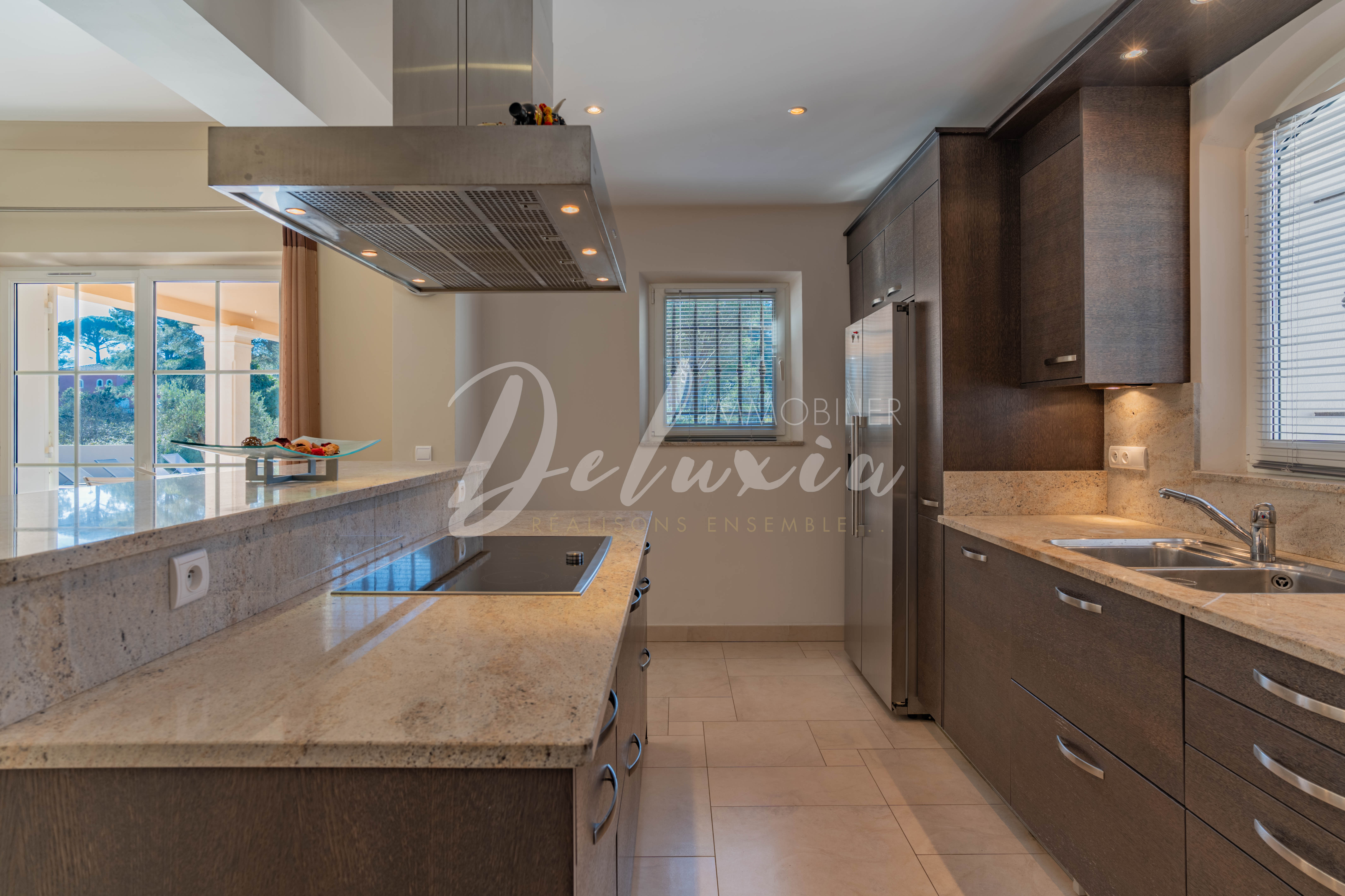 Achat villa avec cuisine et îlot central à Puget-sur-Argens