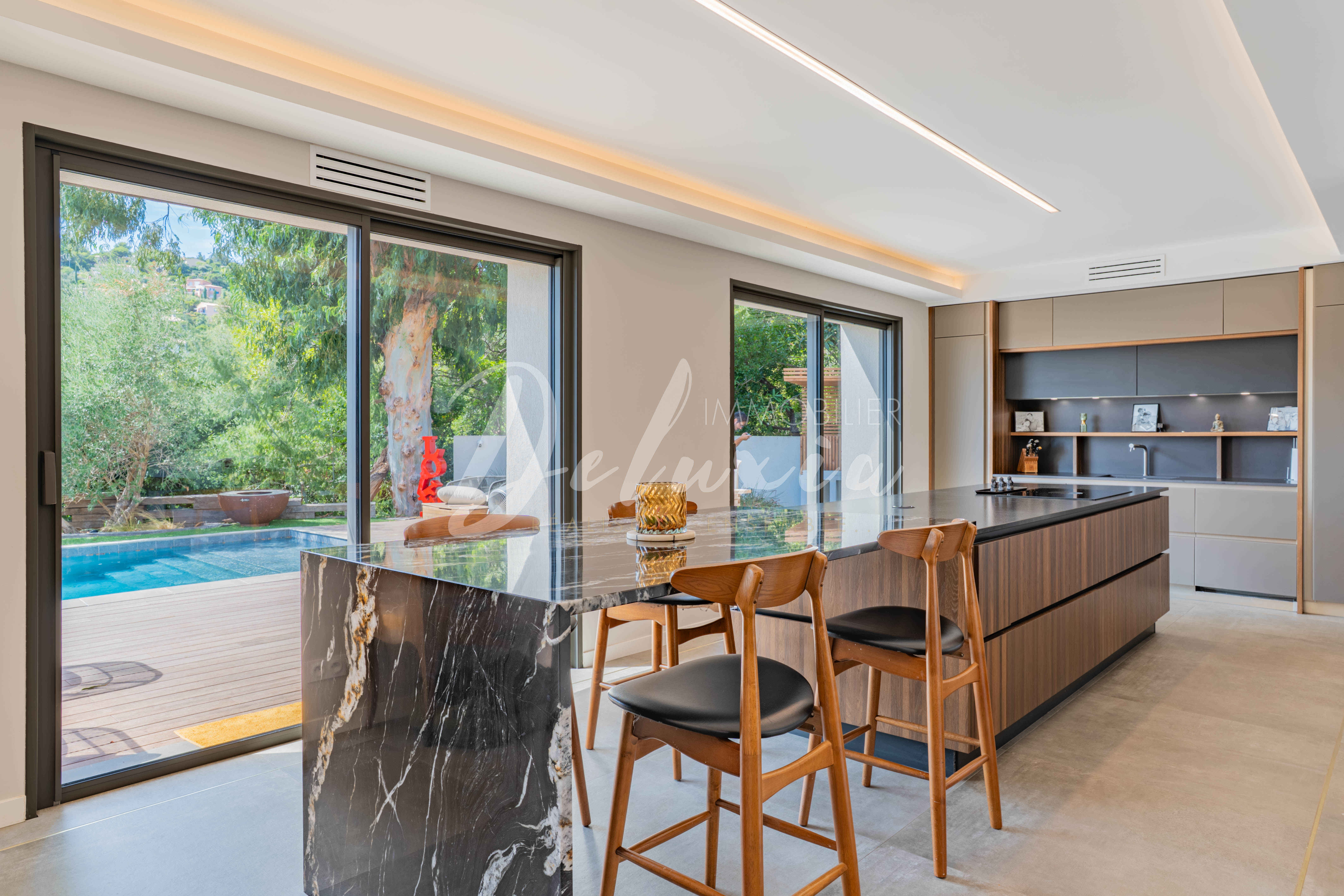 Villa avec grande cuisine moderne à vendre aux Issambres 