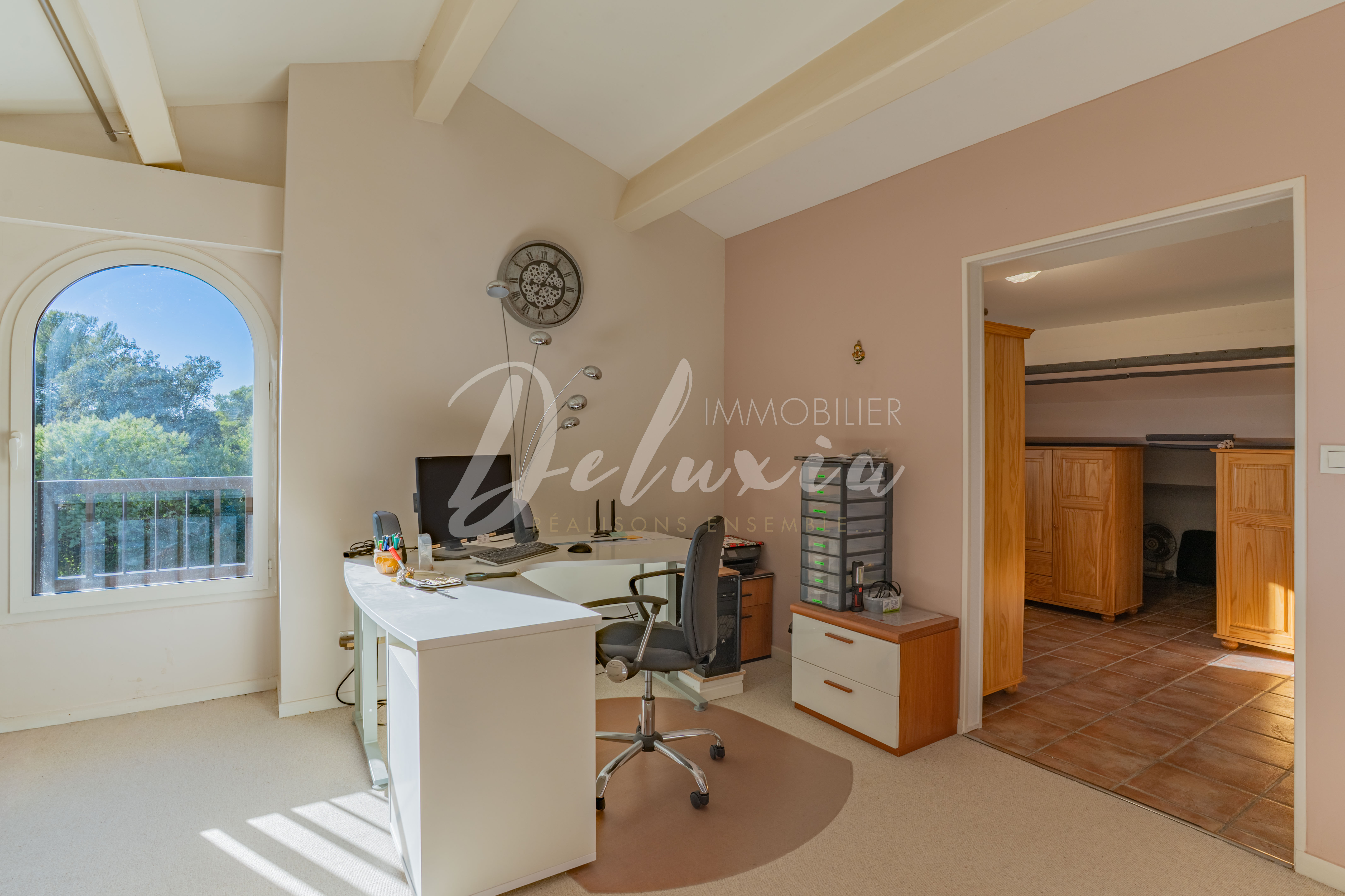 Appartement à vendre avec de beaux volumes à Saint-Raphaël