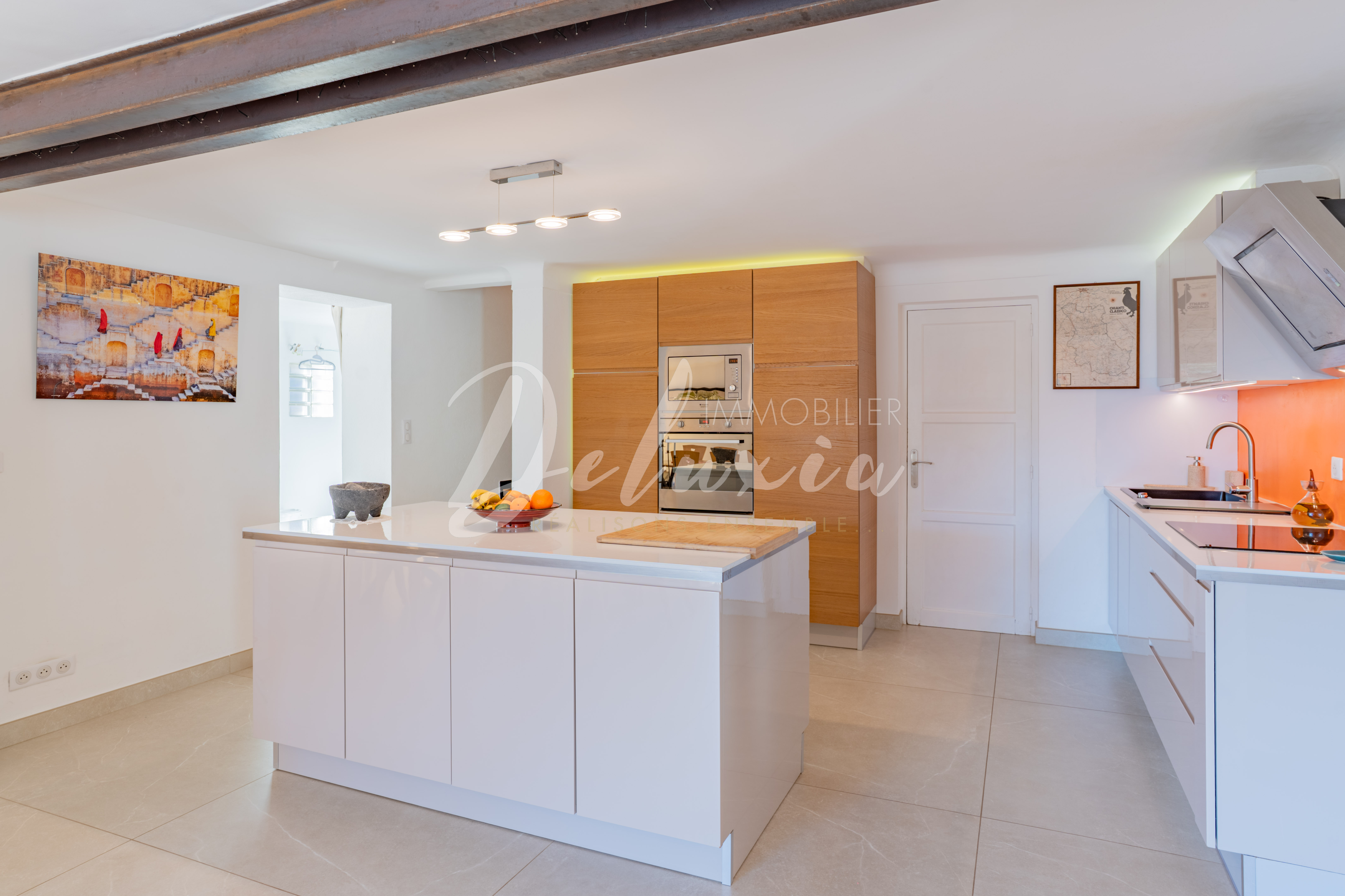 Achat maison avec cuisine moderne à Saint-Raphaël 