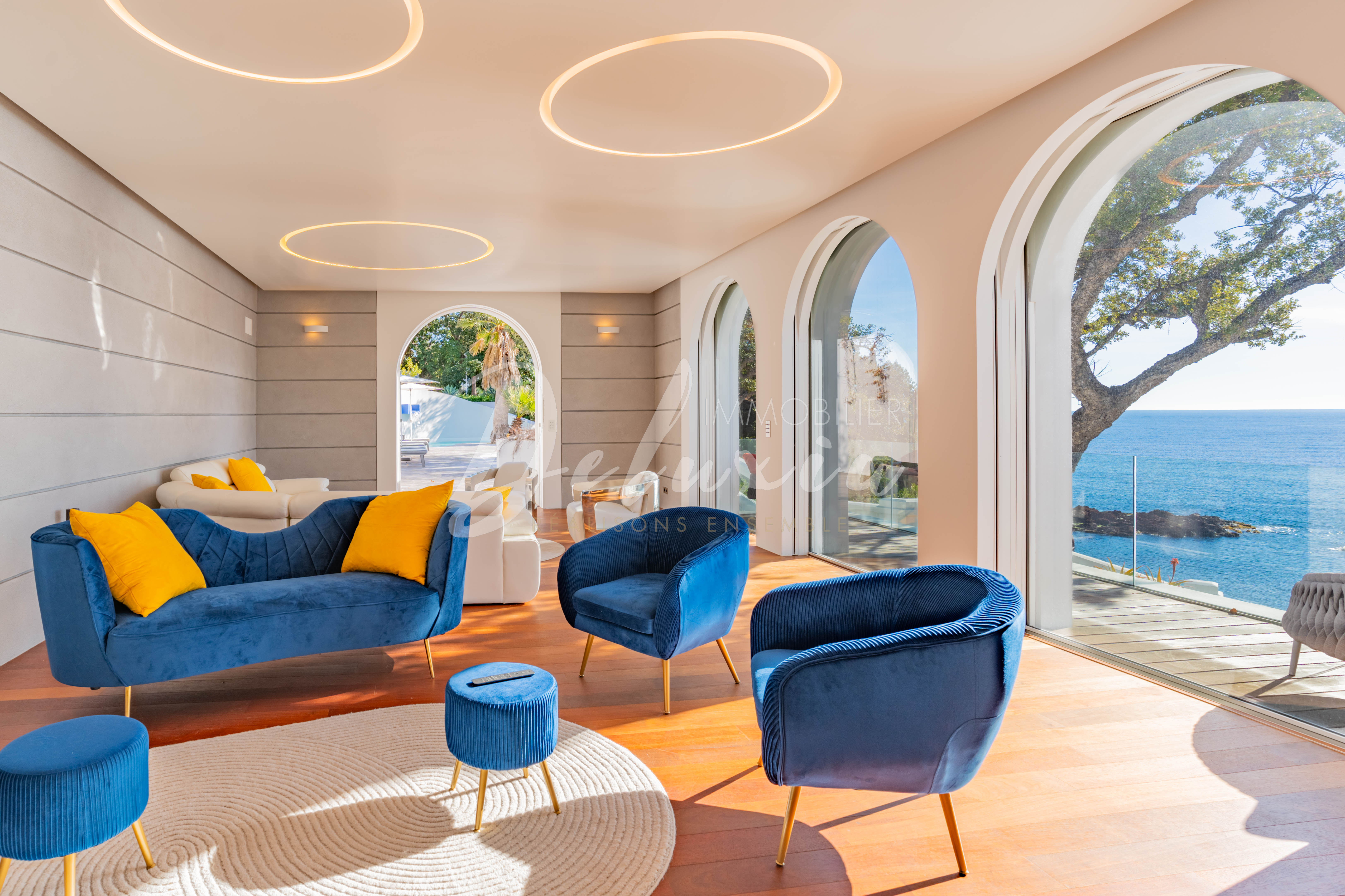 Achat maison avec séjour moderne à Anthéor