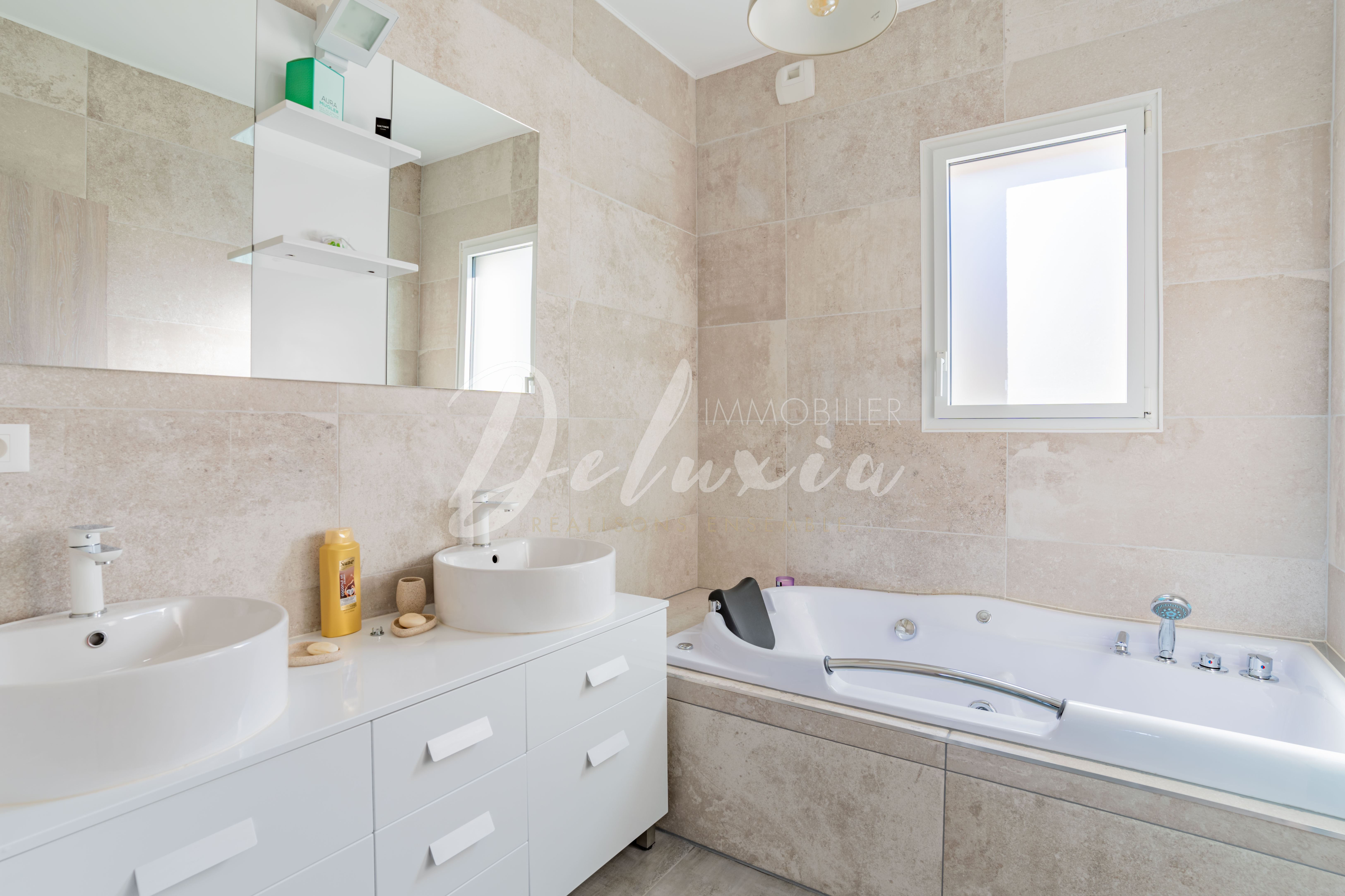 Achat maison avec grande salle de bains à Saint-Raphaël 