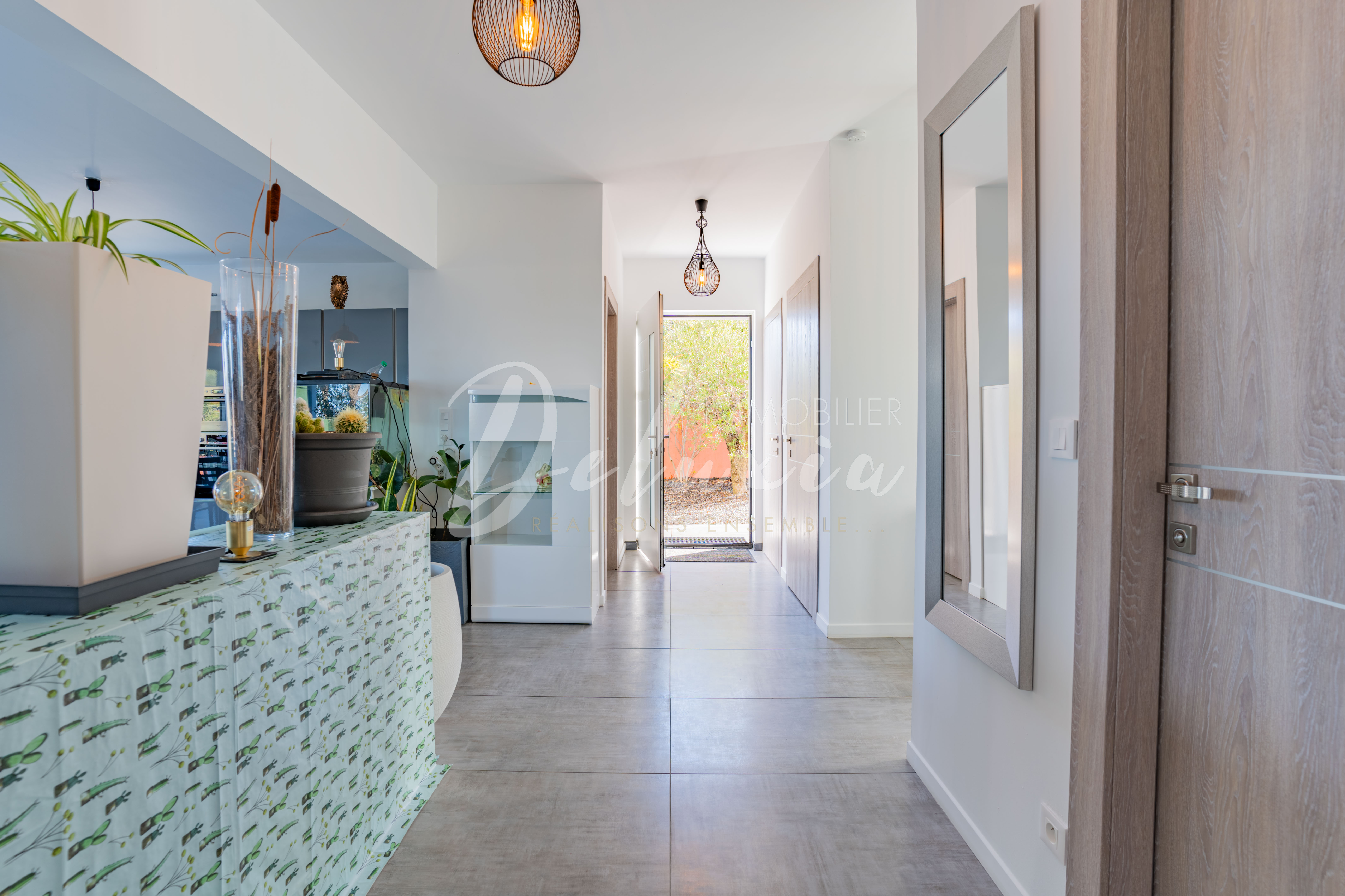 Vente maison à Saint-Raphaël avec hall d'entrée 