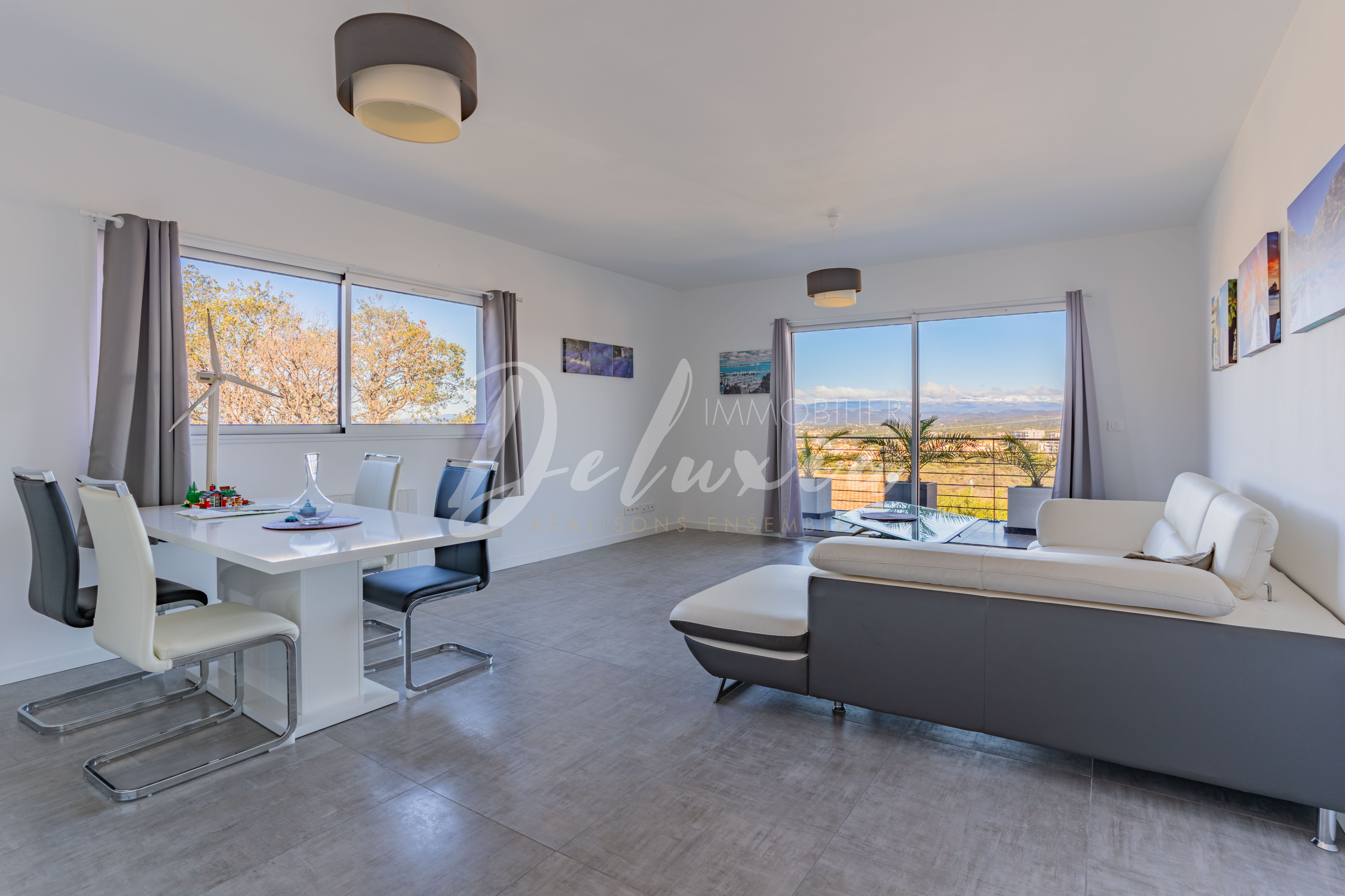 Maison à vendre avec appartement indépendant à Saint-Raphaël 