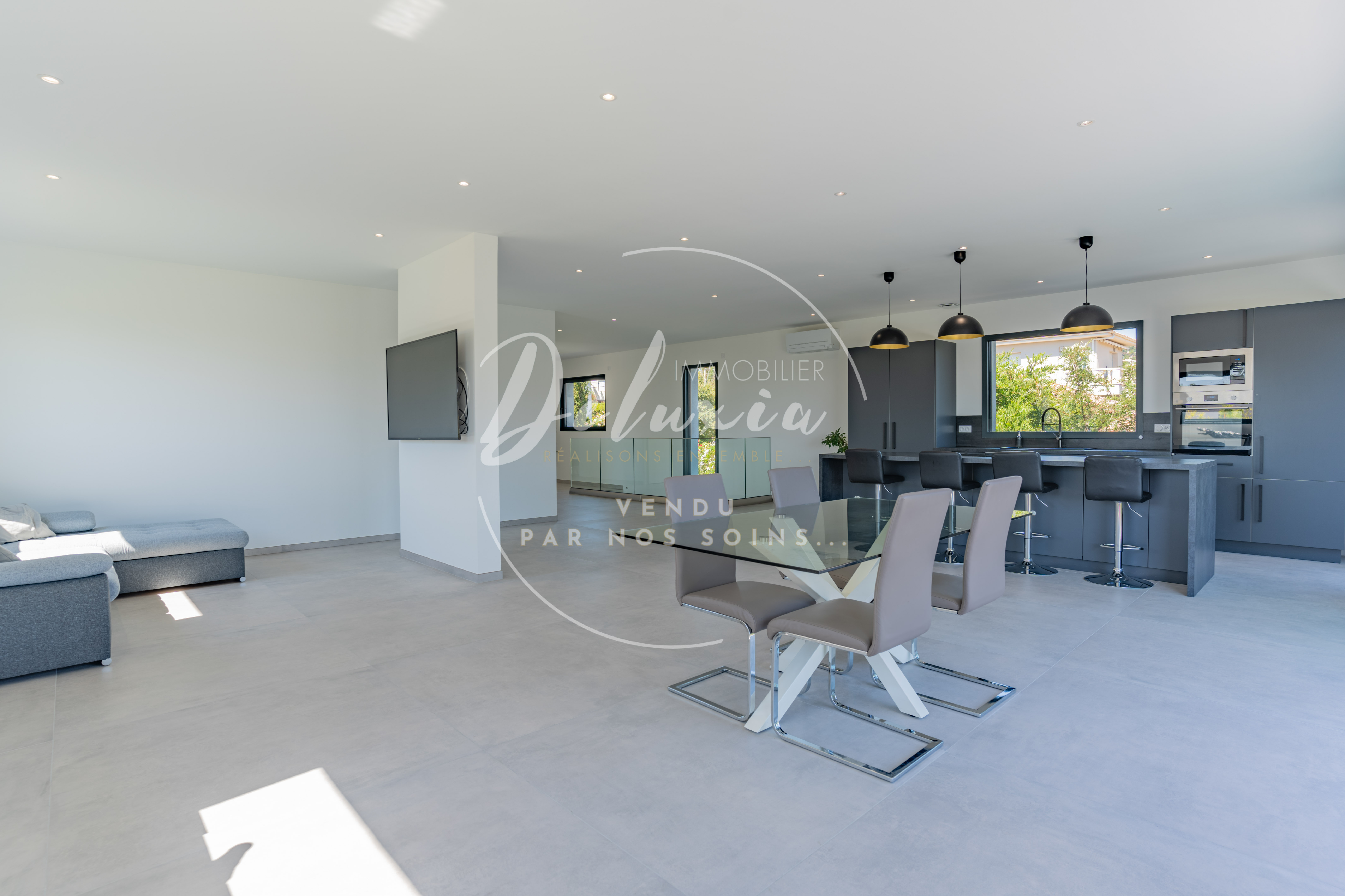 Achat villa avec grande pièce de vie à Saint-Aygulf