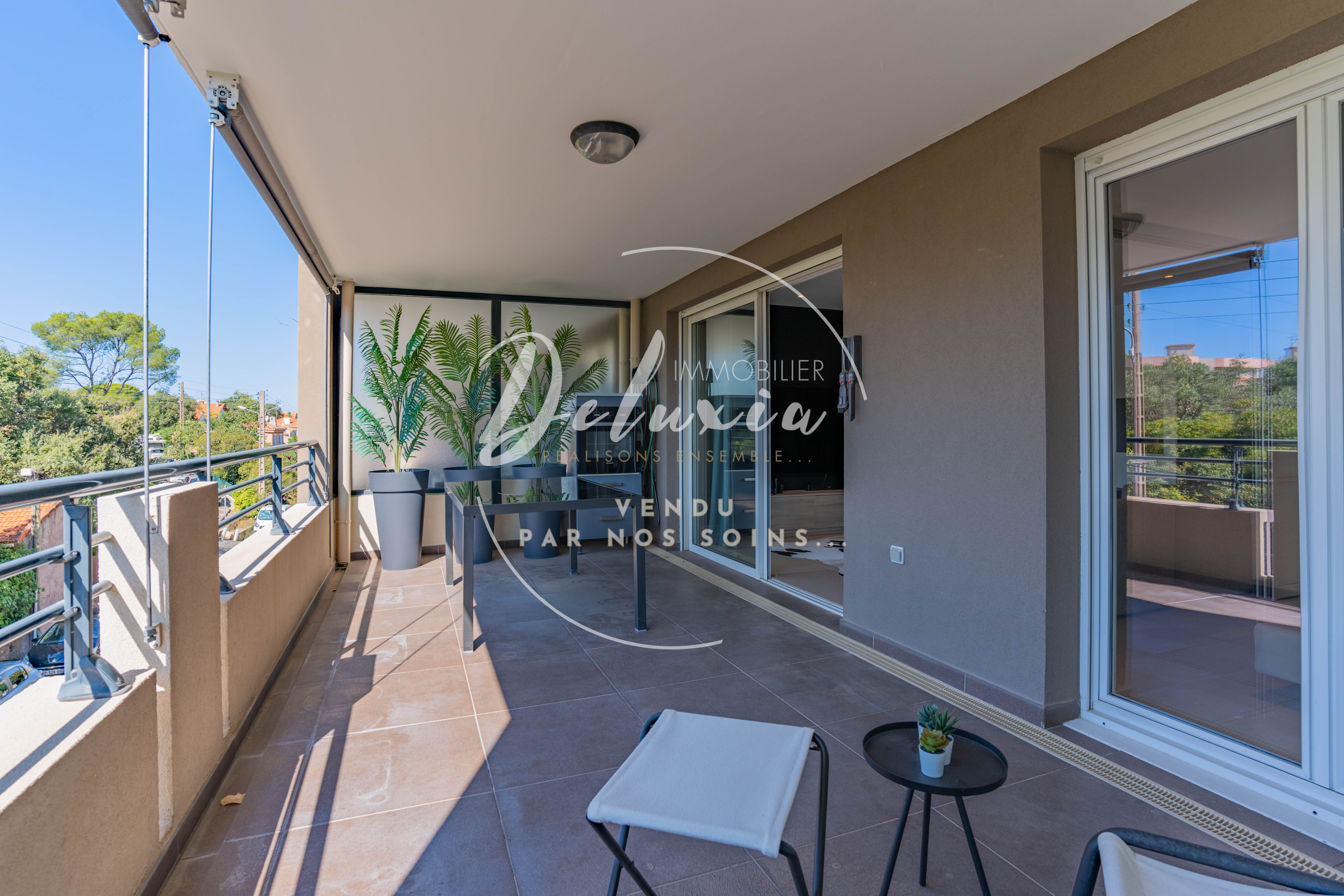 Achat appartement avec grande terrasse à Saint-Raphaël 