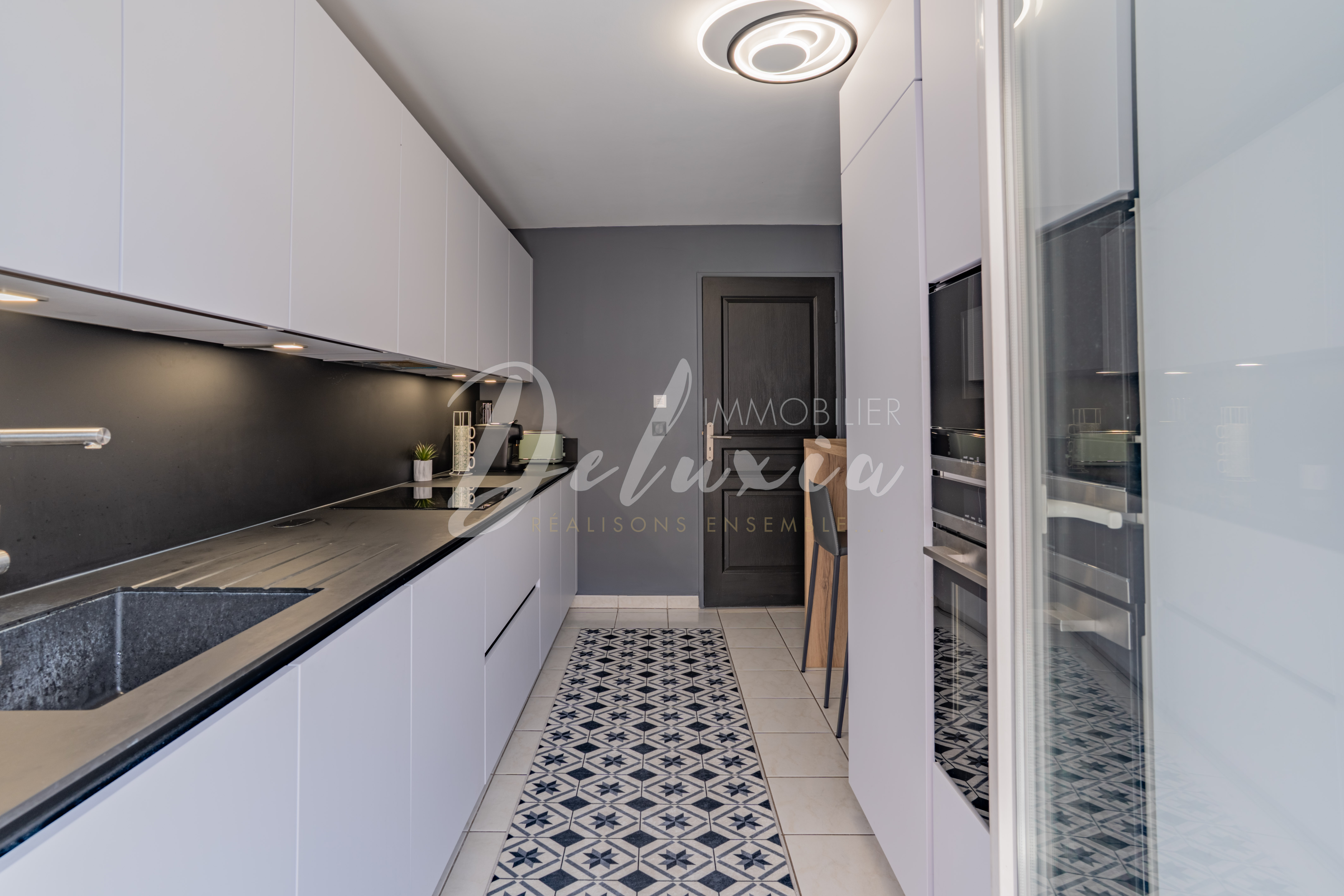 Acheter un appartement avec cuisine moderne à Saint-Raphaël 