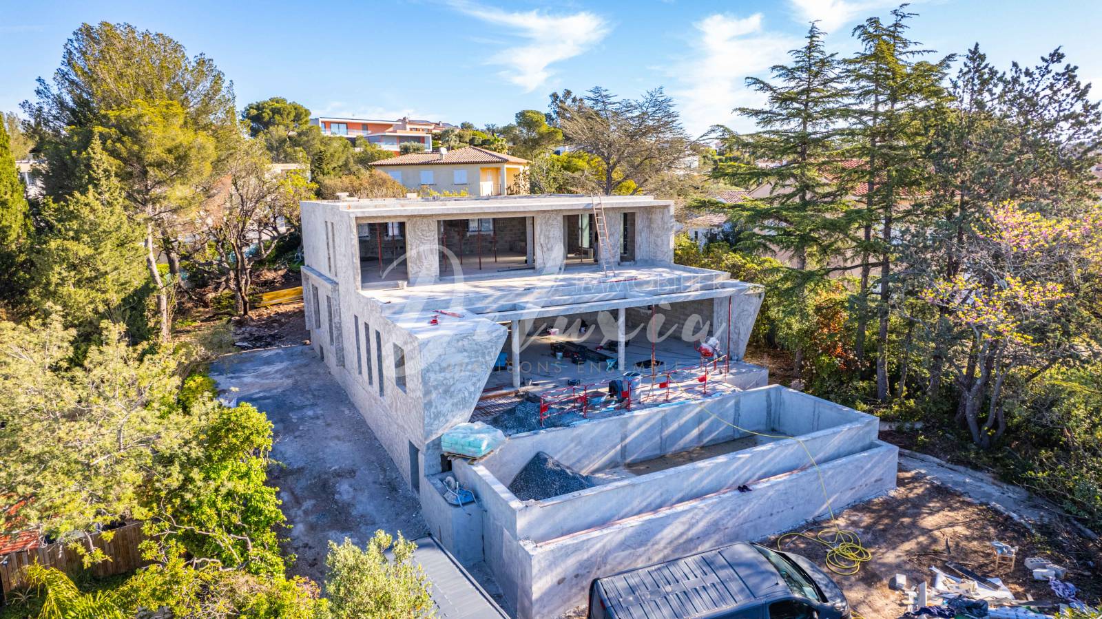 Maison à vendre avec 5 chambres à Saint-Raphaël 
