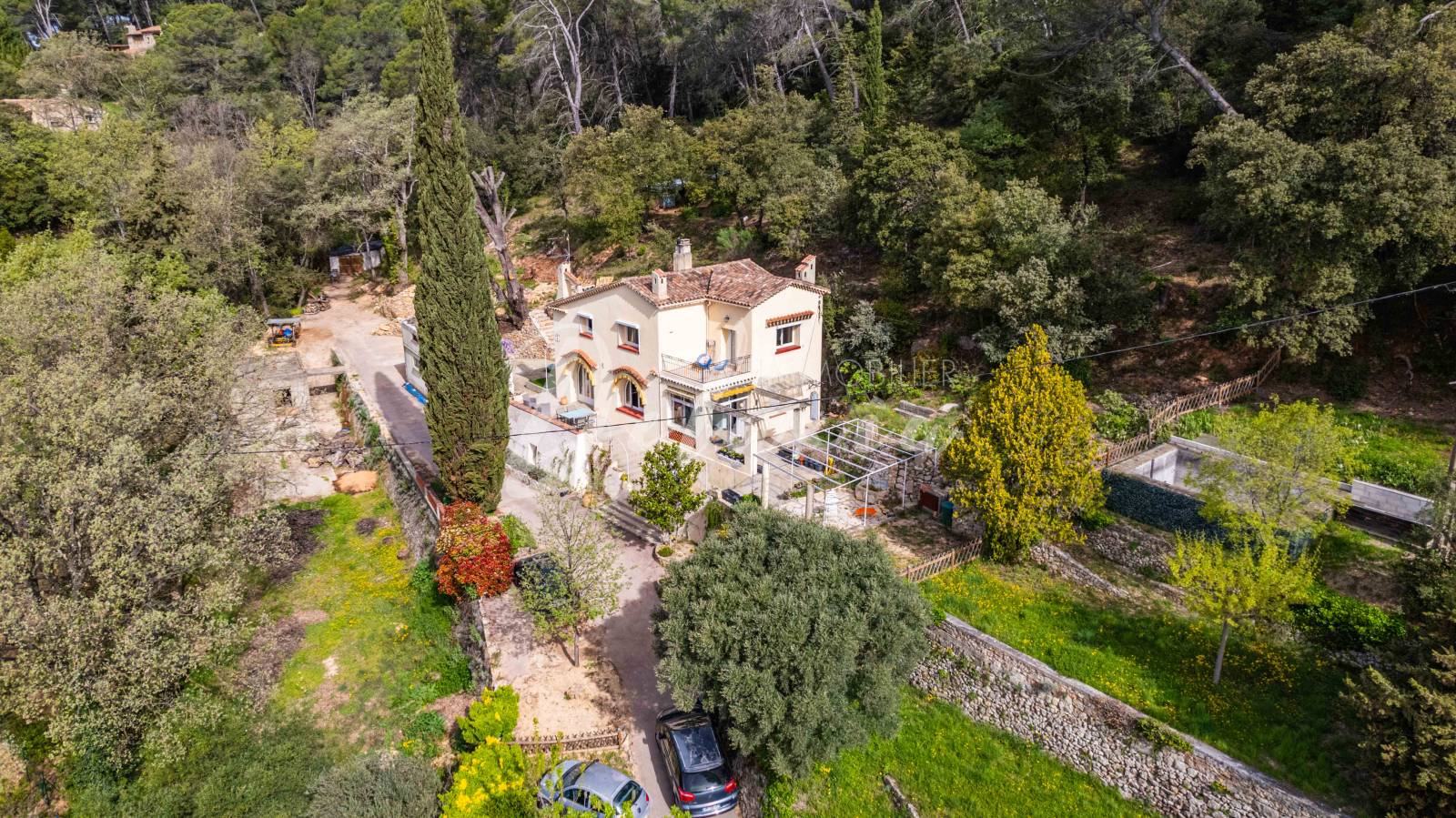 Maison de luxe à vendre en VEFA avec livraison 2026 à Saint Raphaël (83700)  