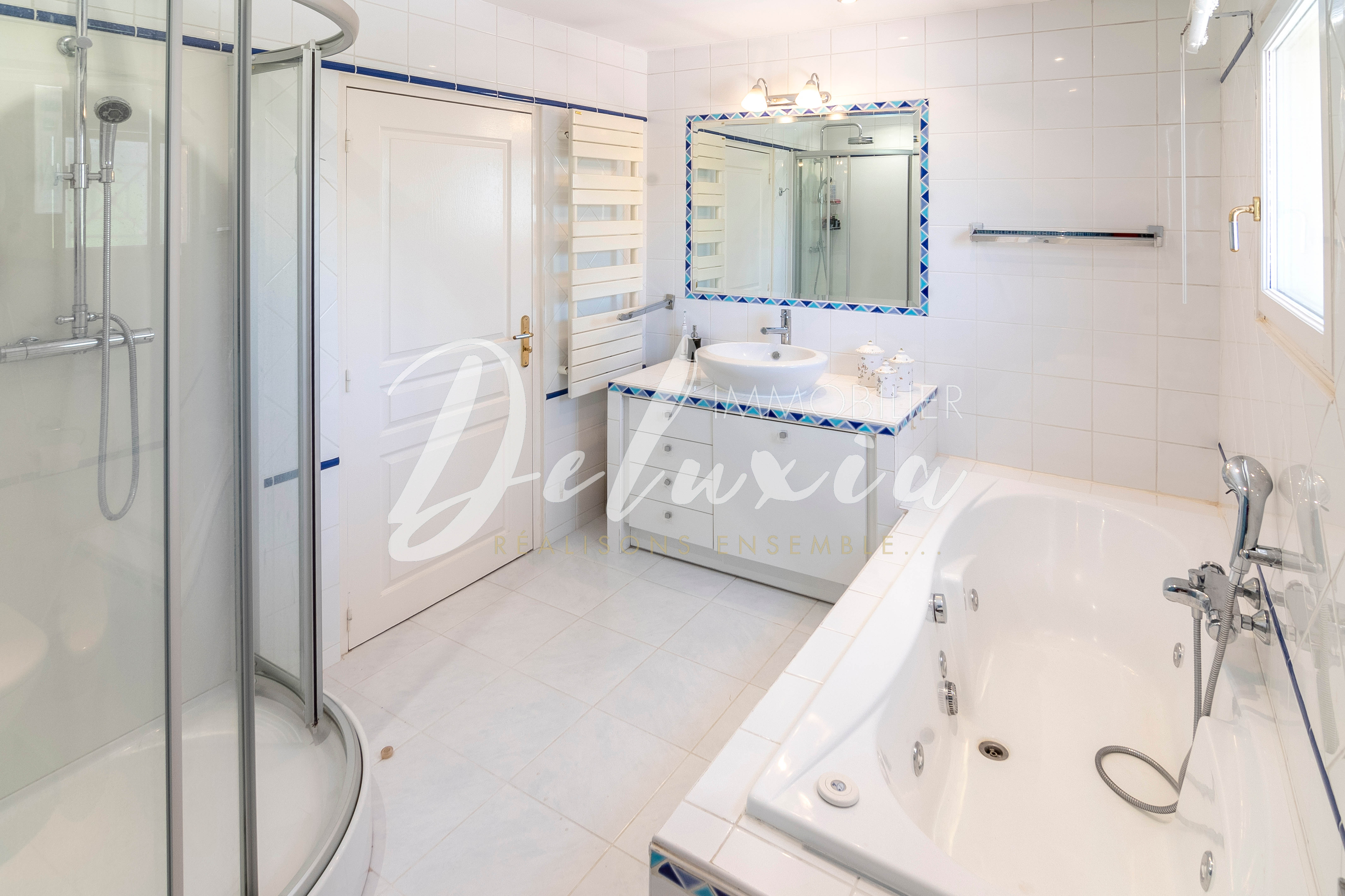 Maison avec 3 salles d'eau à vendre à Saint-Raphaël 