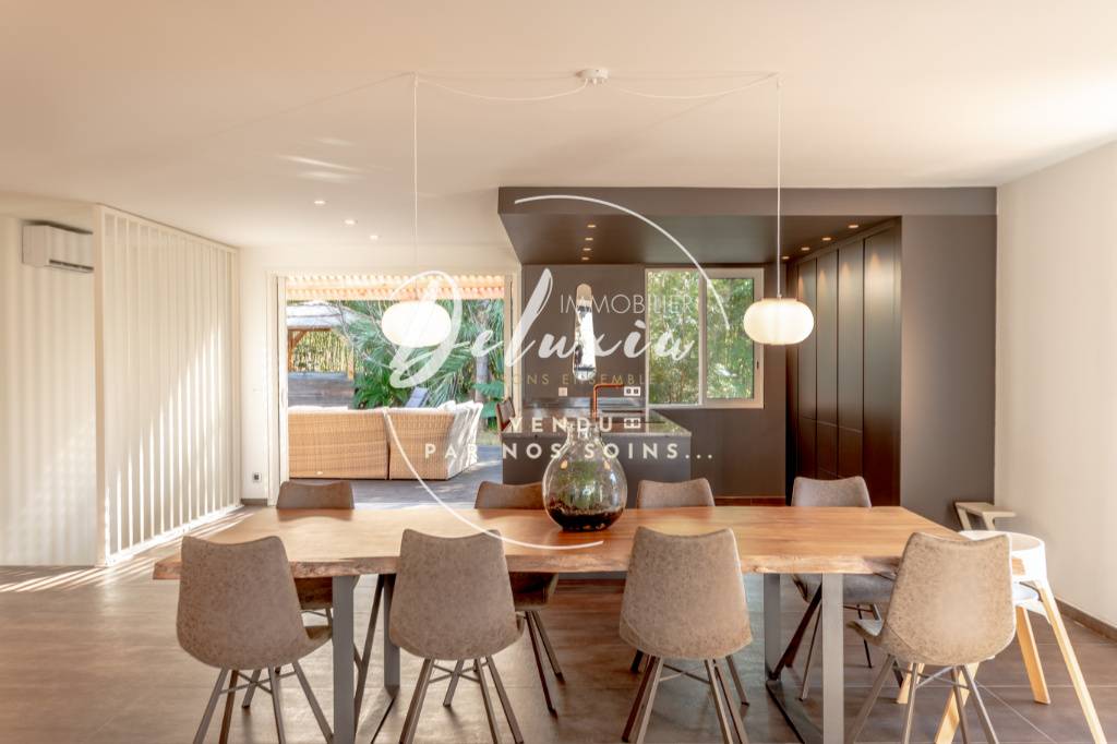 Salle à manger cuisine