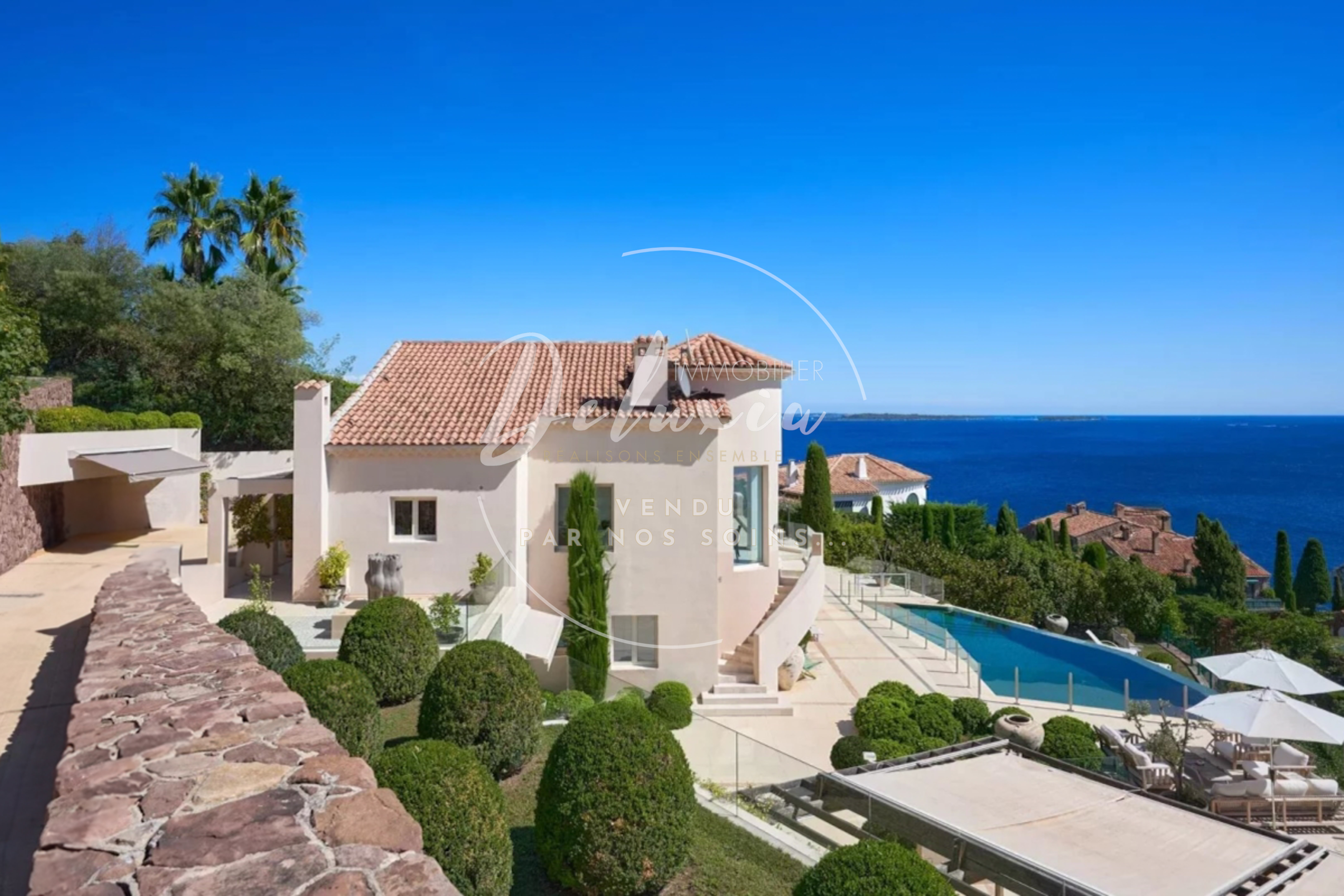 Propriété de luxe à vendre sur la Côte d'Azur 