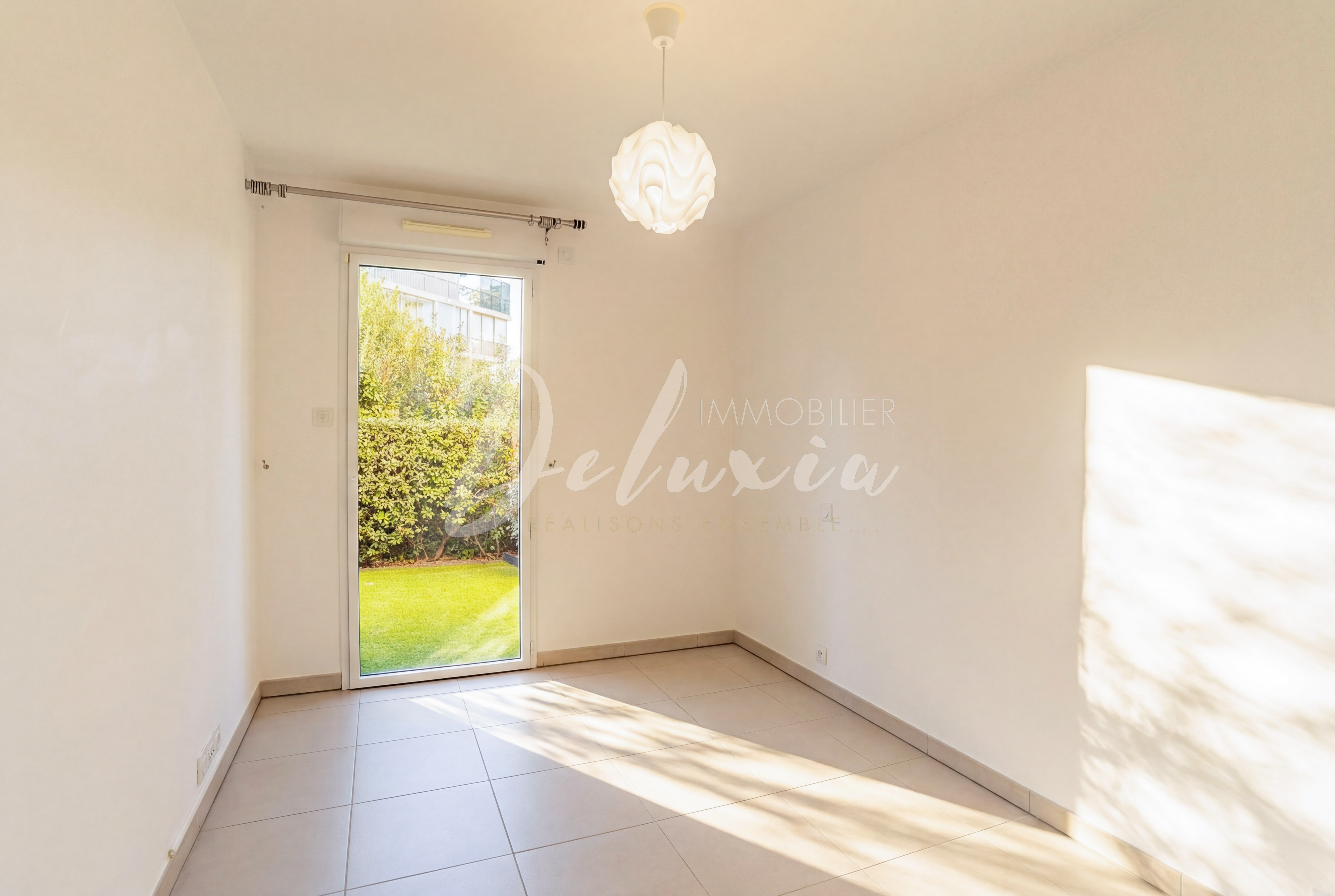 Acheter un appartement avec deux chambres à Saint-Raphaël