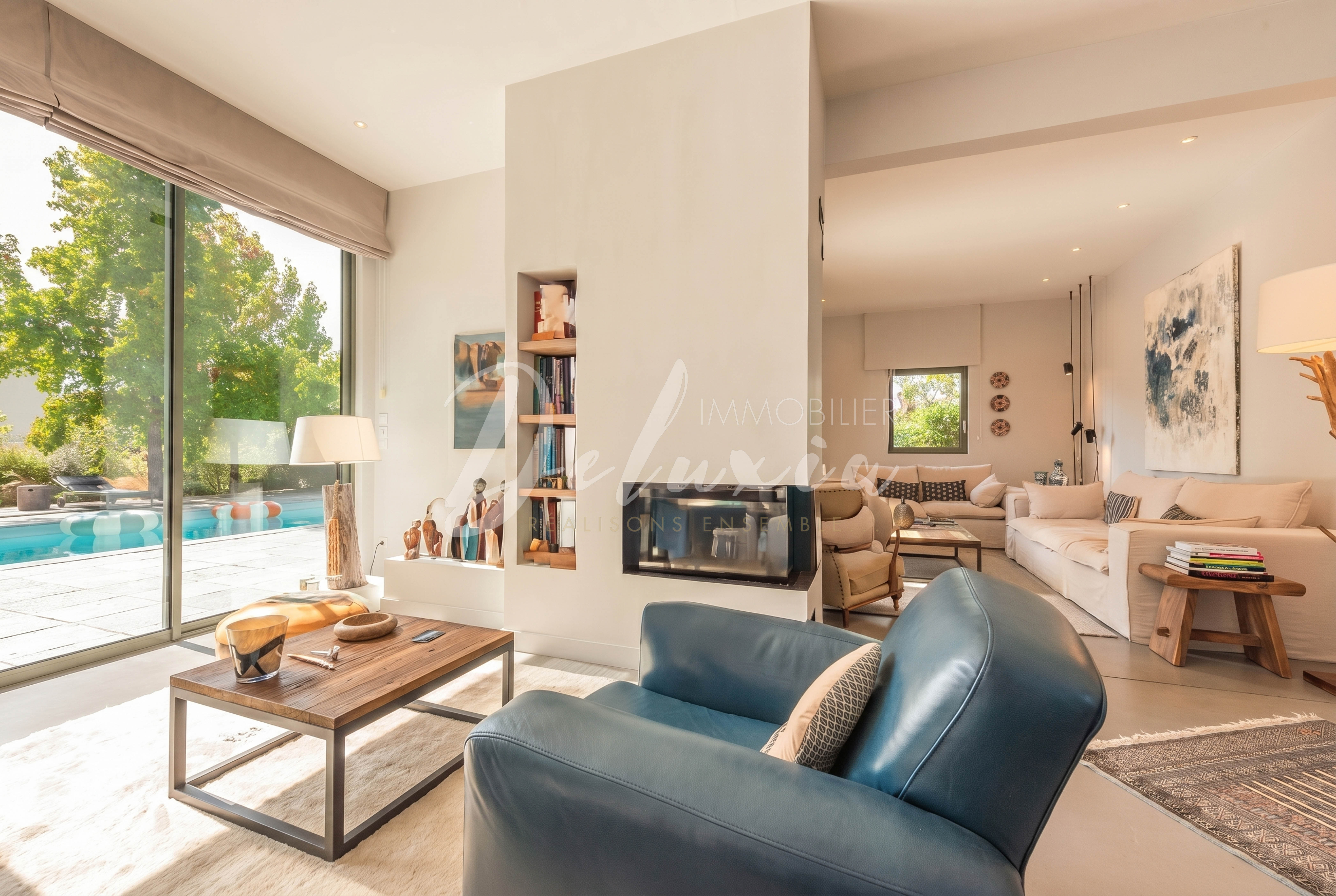 Villa contemporaine d’architecte avec piscine au coeur de Valescure, Saint-Raphaël.