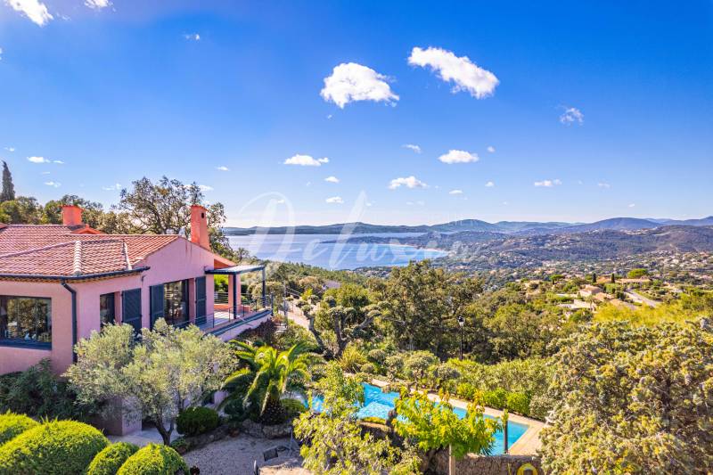 Villa à vendre avec vue mer aux Issambres