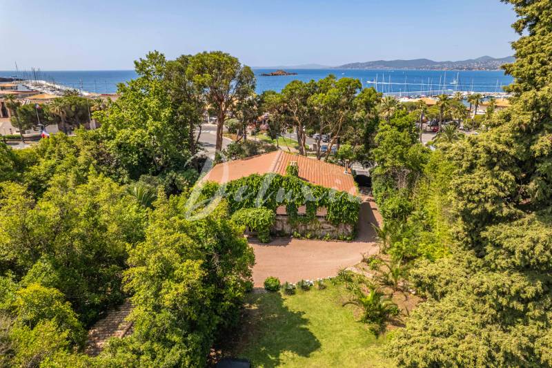 Propriété à vendre proche du port de Santa Lucia à Saint-Raphaël