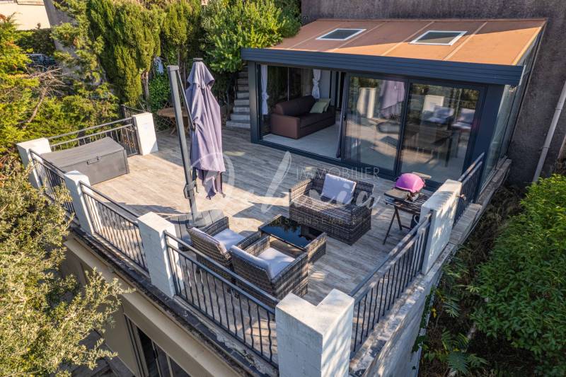 Appartement 2 pièces avec grande terrasse à vendre à Saint-Raphaël