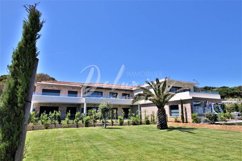 Appartement front de mer à vendre à Sainte-Maxime 