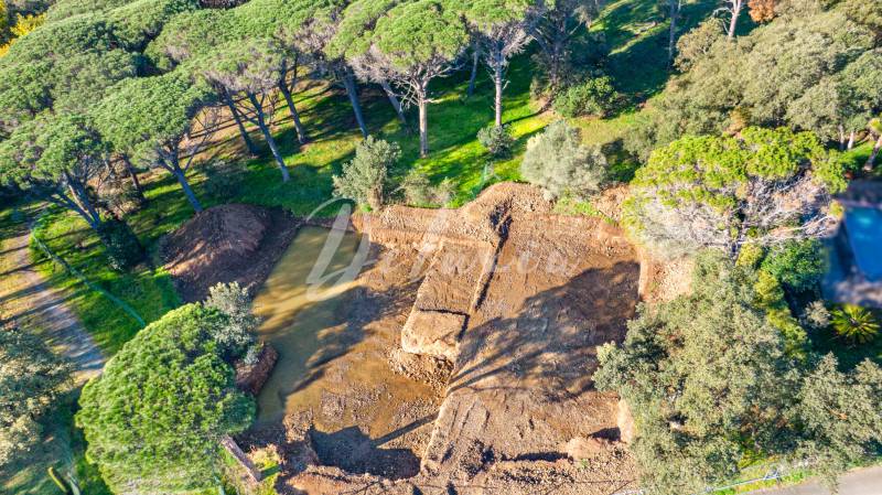 Terrain avec permis purgé de tout recours à vendre, Saint-Raphaël