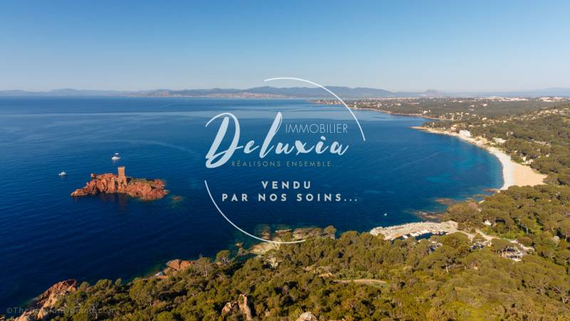 Terrain avec vue au Dramont 